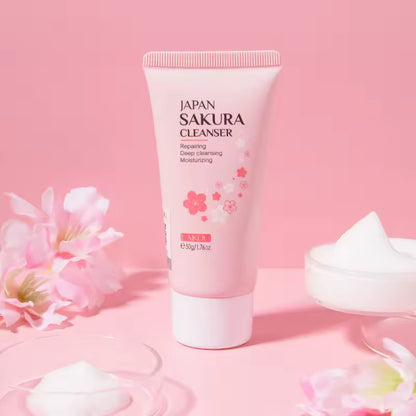 Rich Foam Cleanser – Deep Clean & Fresh Finish